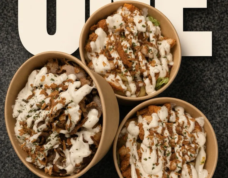 Trois bowls garnis de viande et sauce blanche, One Tacos Verdun